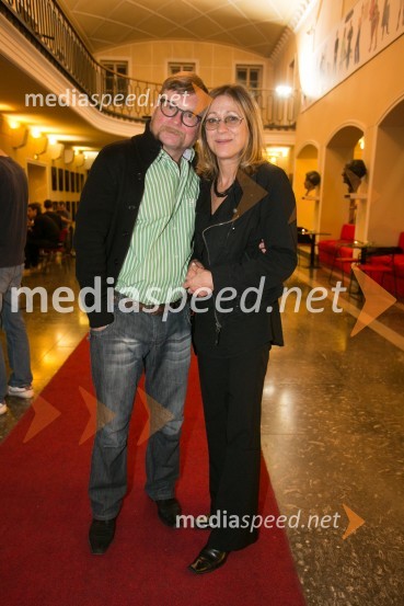  Bojan Umek, igralec;  Jerneja Volfand, vodja programa SLG CeljePolicaji, premiera komedije v SLG Celje