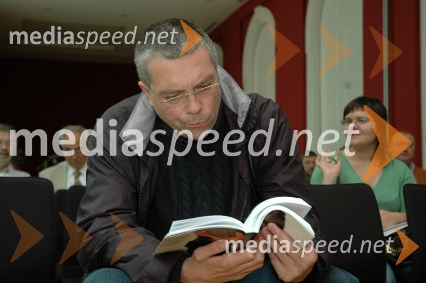Jani Sever, novinarPredstavitev knjige Matjaža Frangeža Kaj nam pa morete!