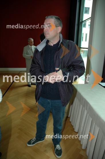 Jani Sever, novinarPredstavitev knjige Matjaža Frangeža Kaj nam pa morete!