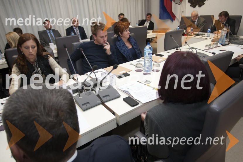 1. redna (konstitutivna) seja Mestnega sveta Mestne občine Ptuj1. redna (konstitutivna) seja Mestnega sveta Mestne občine Ptuj