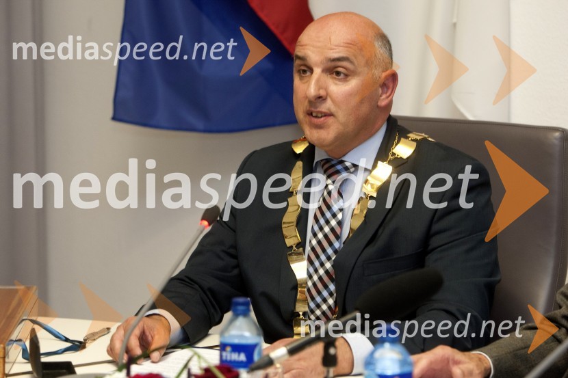  Miran Senčar, župan MO Ptuj1. redna (konstitutivna) seja Mestnega sveta Mestne občine Ptuj