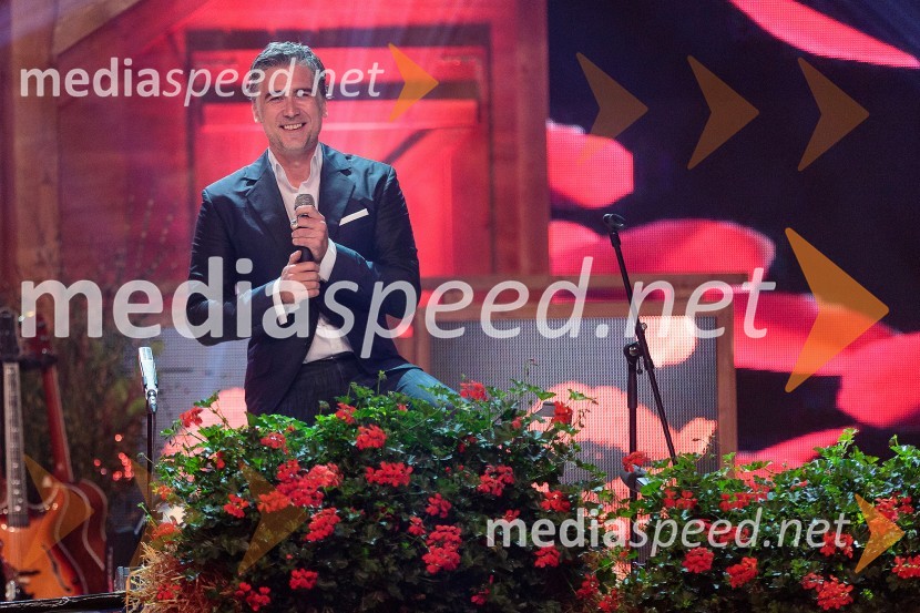  Jan Plestenjak, pevecNoč Modrijanov 2014