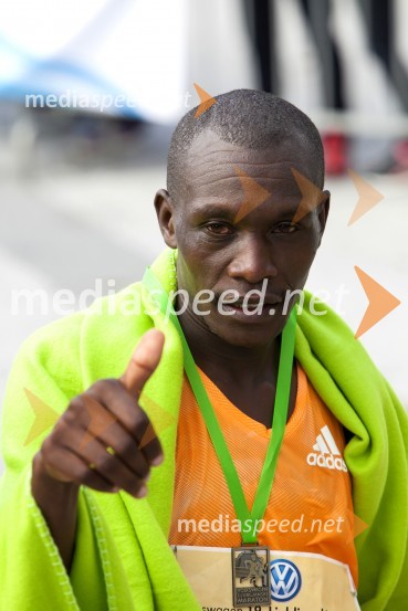  Ishimael Bushendich, maratonec (1. mesto, 42 km, moški)Volkswagen 19. Ljubljanski maraton 2014