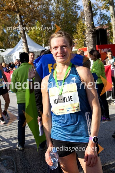  Neža Mravlje, maratonka (9. mesto, 42 km, ženske)Volkswagen 19. Ljubljanski maraton 2014