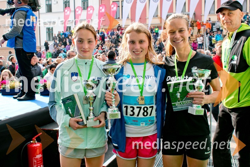  Zala Praprotnik, tekačica (3. mesto, 10 km, ženske);  Maruša Mišmaš, tekačica (1. mesto, 10 km, ženske);  Tina Česnik, tekačica (2. mesto, 10 km, ženske)Volkswagen 19. Ljubljanski maraton 2014