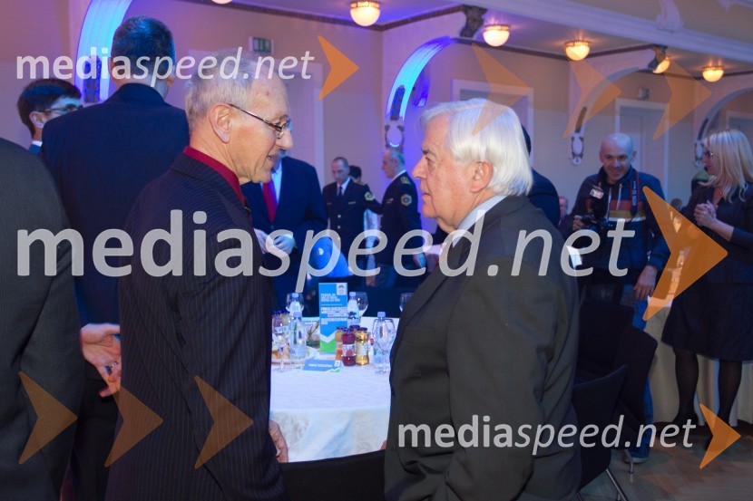  Miroslav Cerar, nekdanji gimnastičar ;  Milan Kučan, nekdanji predsednik Republike SlovenijeMiro Cerar praznuje 75. rojstni dan