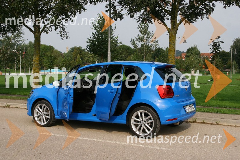 Volkswagen Polo 1.2 TSI Highline, pet vrat je edina karoserijska različicaVolkswagen Polo 1.2 TSI Highline, mediaspeed test
