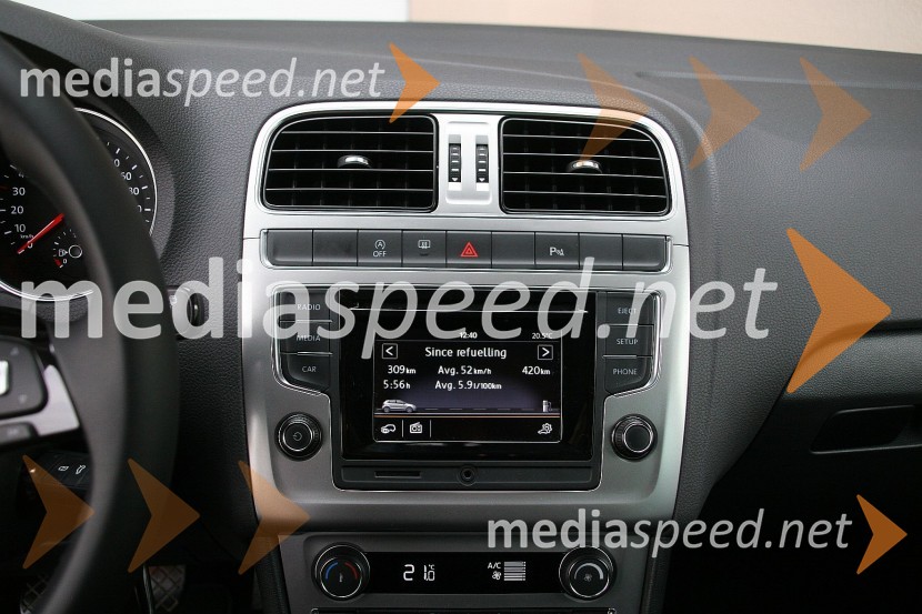 Volkswagen Polo 1.2 TSI Highline, dekorativni vložkiVolkswagen Polo 1.2 TSI Highline, mediaspeed test