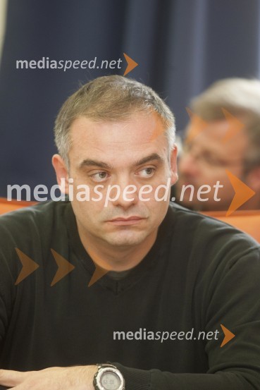  Aleš Sumer, svetnik MOM, Lista župana Andreja FištravcaKonstitutivna seja Mestnega sveta Mestne občine Maribor