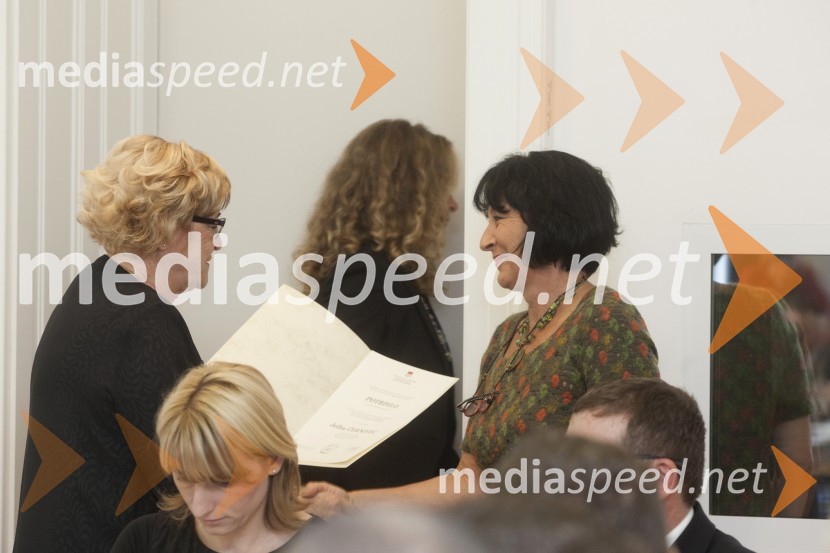  Jelka Kolmanič, svetnica MOM, Desus - Demokratična stranka upokojencev Slovenije;  Jelka Černivec, svetnica MOM, Lista župana Andreja FištravcaKonstitutivna seja Mestnega sveta Mestne občine Maribor