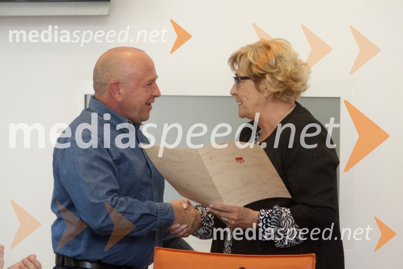  Janko Leva, svetnik MOM, Lista župana Andreja Fištravca;  Jelka Kolmanič, svetnica MOM, Desus - Demokratična stranka upokojencev SlovenijeKonstitutivna seja Mestnega sveta Mestne občine Maribor