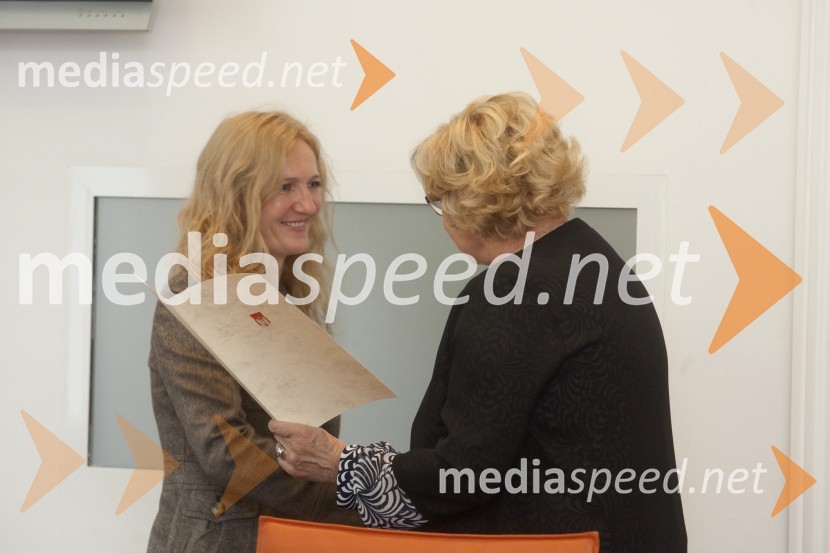  Tanja Vindiš Furman, svetnica MOM, Županova lista;  Jelka Kolmanič, svetnica MOM, Desus - Demokratična stranka upokojencev SlovenijeKonstitutivna seja Mestnega sveta Mestne občine Maribor