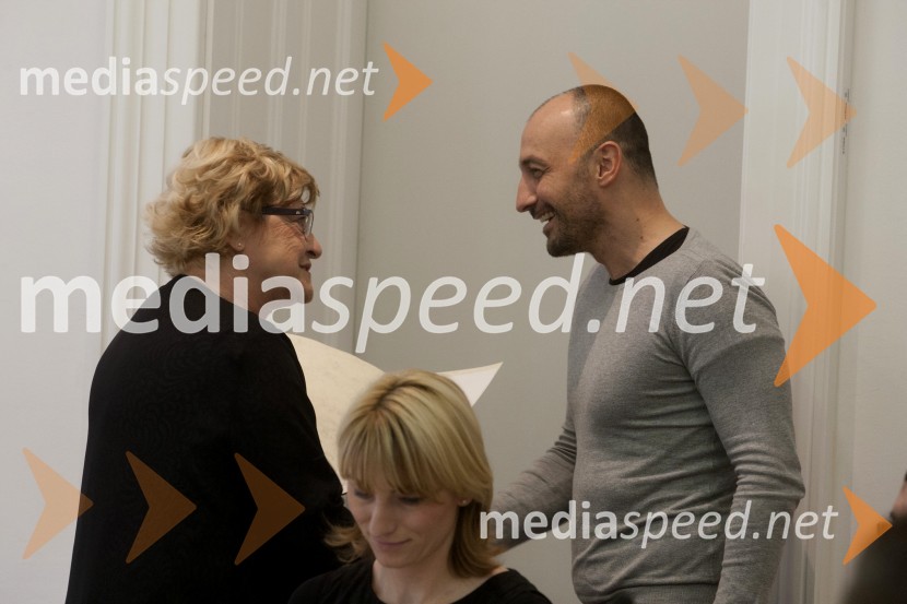  Jelka Kolmanič, svetnica MOM, Desus - Demokratična stranka upokojencev Slovenije;  Ivan Žebeljan, svetnik MOM, Lista župana Andreja FištravcaKonstitutivna seja Mestnega sveta Mestne občine Maribor