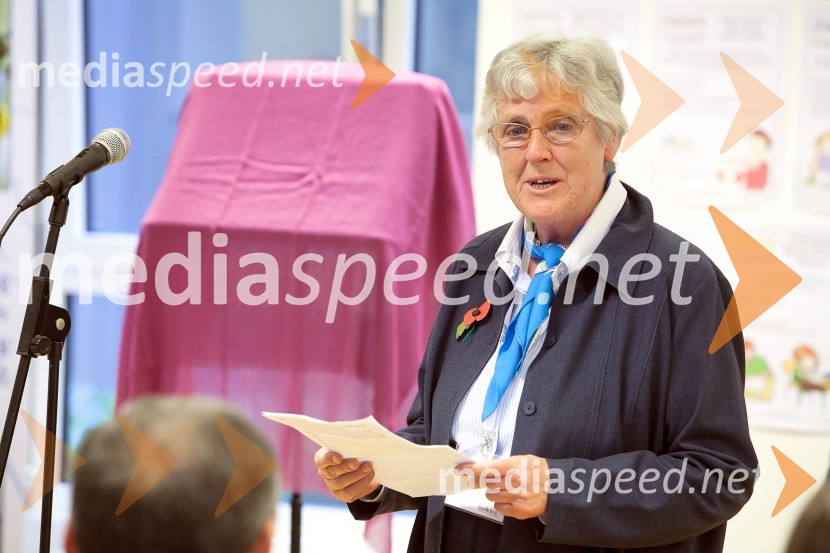  Jennifer Bray, zunanja svetovalka Britanske šole v LjubljaniBritanska šola v Ljubljani, otvoritev novih prostorov