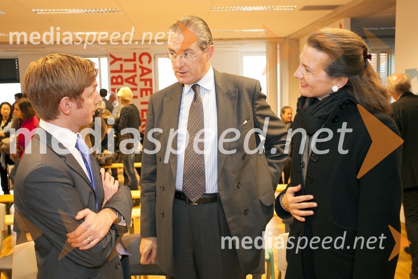  Jamie Hilton, (Deputy head of Mission) britansko veleposlaništvo; dr. Clemens Koja, veleposlanik Republike Avstrije v Sloveniji;  Martina KojaBritanska šola v Ljubljani, otvoritev novih prostorov