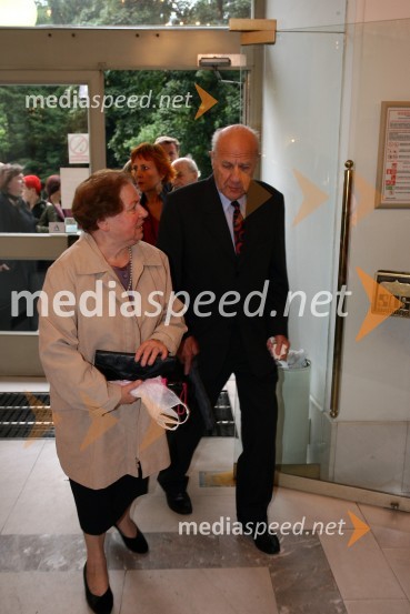 Ivan Kebrič, nekdanji poslanec DZ s soprogoPremiera opere Knez Igor v SNG Maribor