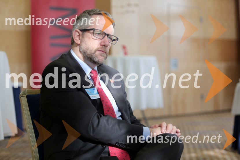  Russell Grossman, ABC, direktor komuniciranja britanskega ministrstva za gospodarstvo18. SKOJ 2014, Slovenska konferenca za odnose z javnostmi, 1. dan