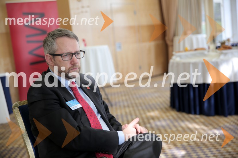  Russell Grossman, ABC, direktor komuniciranja britanskega ministrstva za gospodarstvo18. SKOJ 2014, Slovenska konferenca za odnose z javnostmi, 1. dan