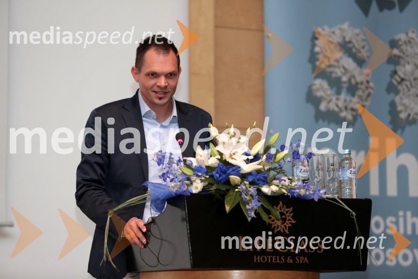  Žiga Fišer, Vodja komuniciranja in odnosov z javnostmi, Slovensko-nemška gospodarska zbornica18. SKOJ 2014, Slovenska konferenca za odnose z javnostmi, 1. dan