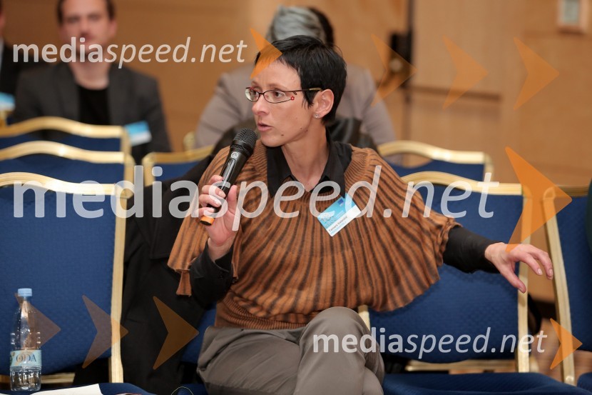  Tamara Valenčič, Si.mobil18. SKOJ 2014, Slovenska konferenca za odnose z javnostmi, 1. dan