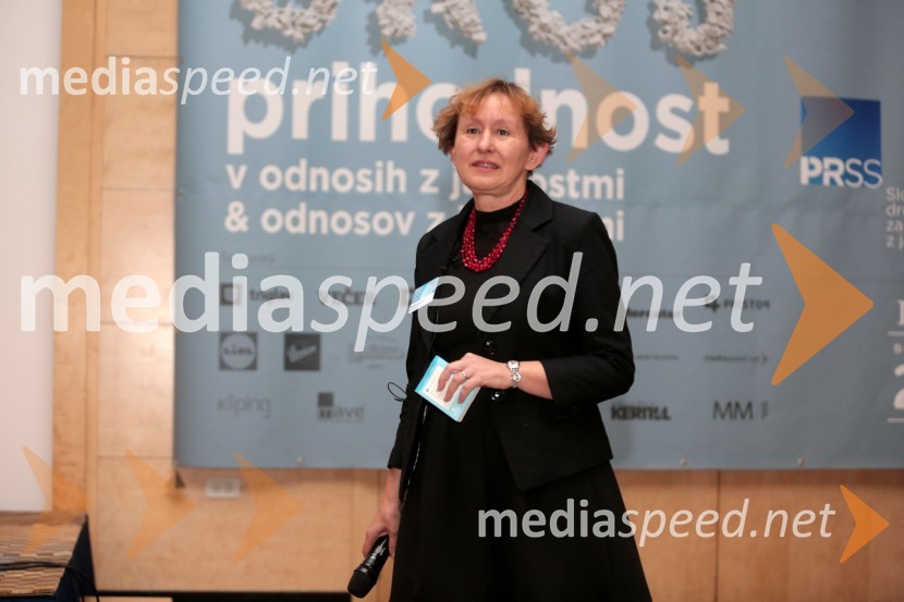  Karmen Uglešič, vodja, Služba za odnose z javnostmi, Državni zbor18. SKOJ 2014, Slovenska konferenca za odnose z javnostmi, 1. dan
