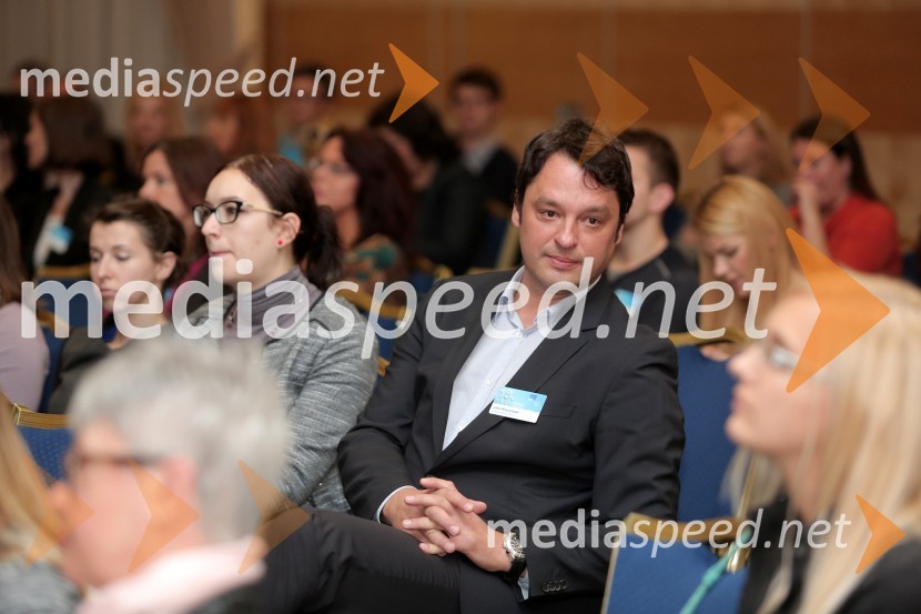  Jaka Repanšek, partner v družbi RePublis18. SKOJ 2014, Slovenska konferenca za odnose z javnostmi, 1. dan