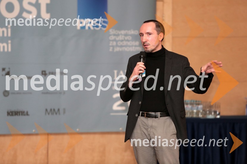  Janko Klasinc, NUK18. SKOJ 2014, Slovenska konferenca za odnose z javnostmi, 1. dan