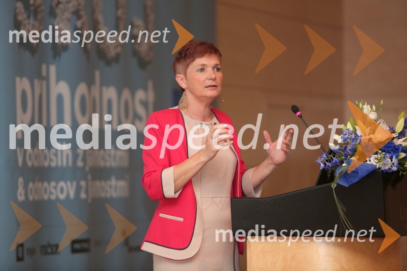 18. SKOJ 2014, Slovenska konferenca za odnose z javnostmi, 1. dan