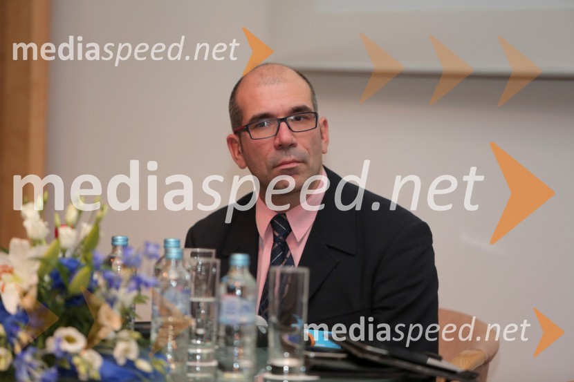  Miloš Djajić, predsednik, Društvo Srbije za odnose z javnostmi18. SKOJ 2014, Slovenska konferenca za odnose z javnostmi, 1. dan