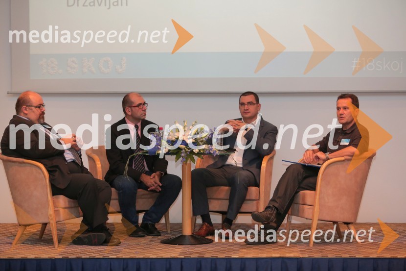  Krunoslav Vidić, predsednik, SEECOM;  Miloš Djajić, predsednik, Društvo Srbije za odnose z javnostmi;  Dragan Močević, direktor agencije Prime Communications;  Simon Korez, Načelnik Kabineta načelnika generalštaba18. SKOJ 2014, Slovenska konferenca za odnose z javnostmi, 1. dan