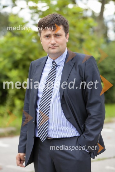 dr. Andrej Mihevc, direktor družbe Delkom, trženje elektronskih komunikacij, projektiranje in svetovanje, d.o.o., strokovnjak za elektronske komunikacije in mednarodno poslovanje Andrej Mihevc, direktor Delkom