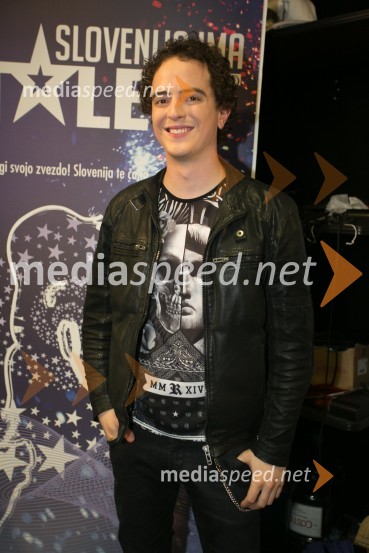  Dare Barbič, Dare AcousticSlovenija ima talent 2014, prva polfinalna oddaja