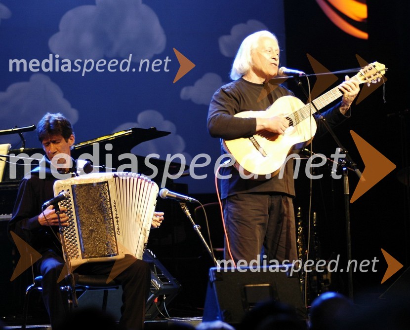 Duo Salut BrassensLA VIE EN ROSE, mednarodni večer šansonov