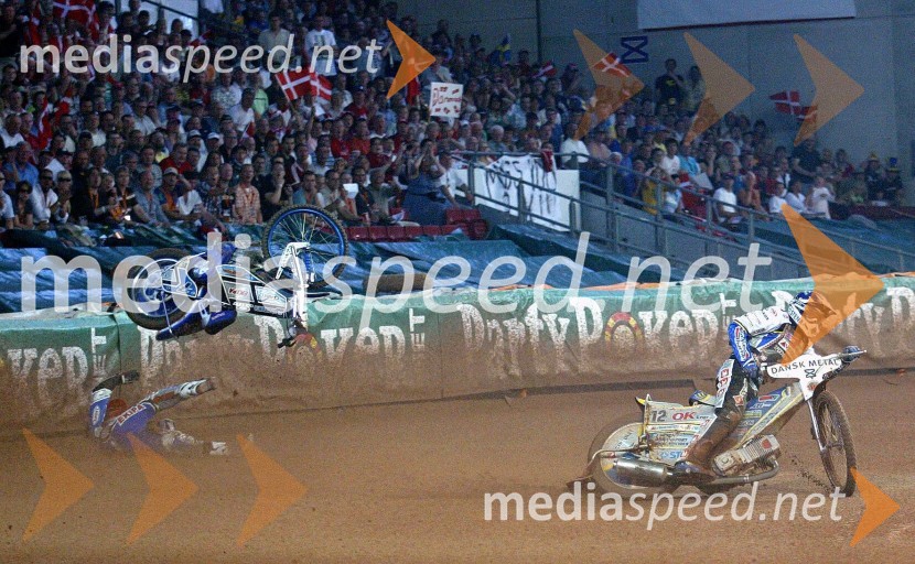 Padec Mateja ŽagarjaSPEEDWAY GRAND PRIX, VN Danske 2007, padec Mateja Žagarja
