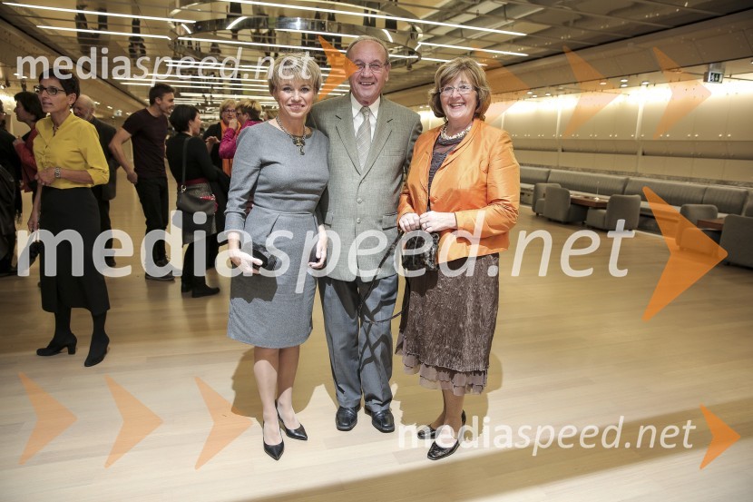  Romana  Krajnčan, pevka;  ... ;  ... New York Voices, gala koncert vokalne skupine