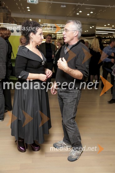  Kim Nazarian, pevka, New York Voices;  ... New York Voices, gala koncert vokalne skupine