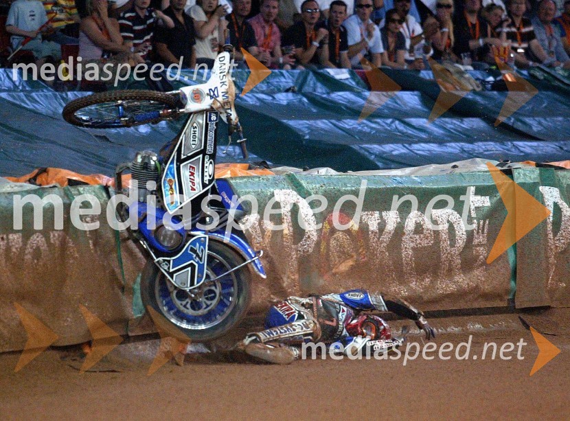 Padec Mateja ŽagarjaSPEEDWAY GRAND PRIX, VN Danske 2007, padec Mateja Žagarja