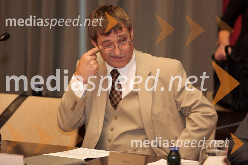  Jakob  Klofutar, mestni svetnik MO Kranj, VZK in podžupanMestna občina Kranj, ustanovna seja Mestnega sveta