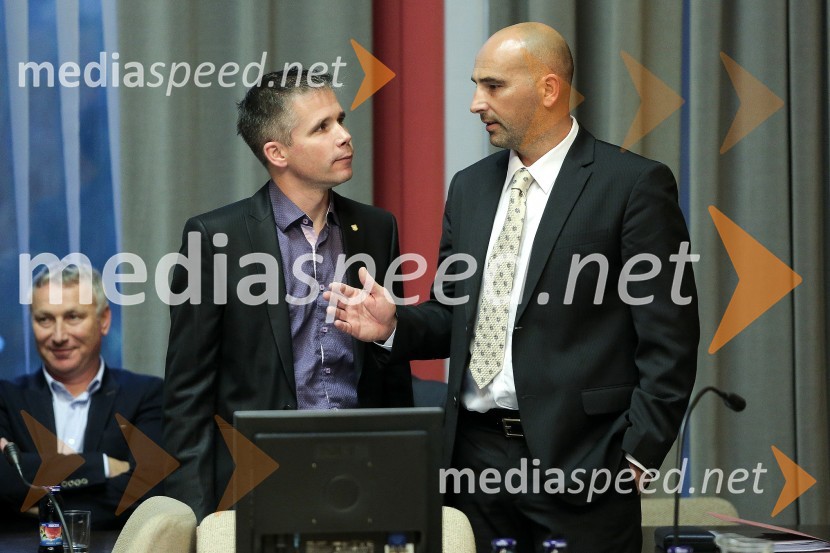  Jakob  Klofutar, mestni svetnik MO Kranj, VZK in podžupan;  Primož  Terplan, mestni svetnik Mo Kranj, SMC in podžupanMestna občina Kranj, ustanovna seja Mestnega sveta