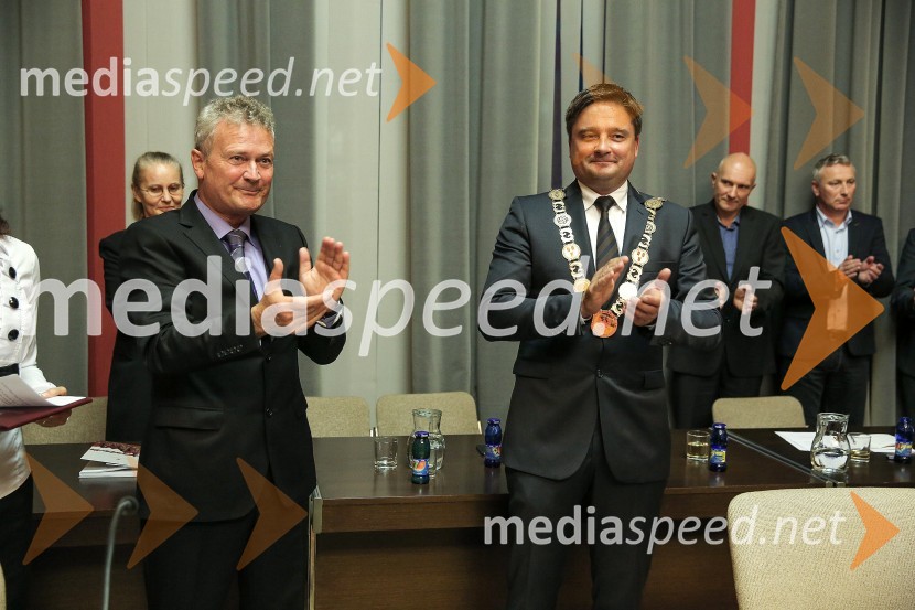  Mohor Bogataj, nekdanji župan občine Kranj;  Boštjan Trilar, župan občine KranjMestna občina Kranj, ustanovna seja Mestnega sveta