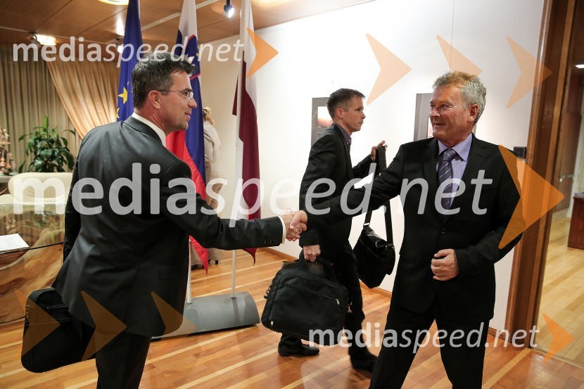  Gorazd  Copek, mestni svetnik MO Kranj, VZK;  Mohor Bogataj, nekdanji župan občine KranjMestna občina Kranj, ustanovna seja Mestnega sveta