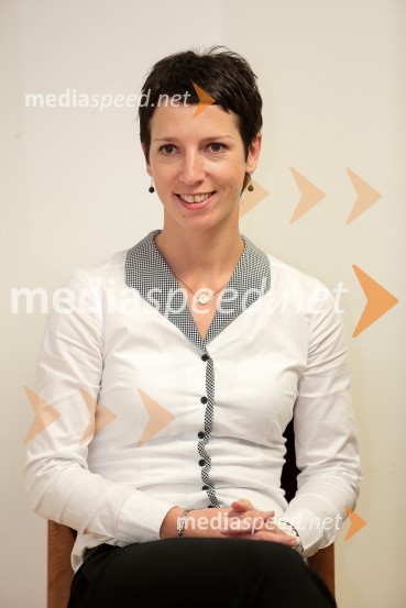  Nina  Langerholc, mestna svetnica MO Kranj, SMCMestna občina Kranj, ustanovna seja Mestnega sveta