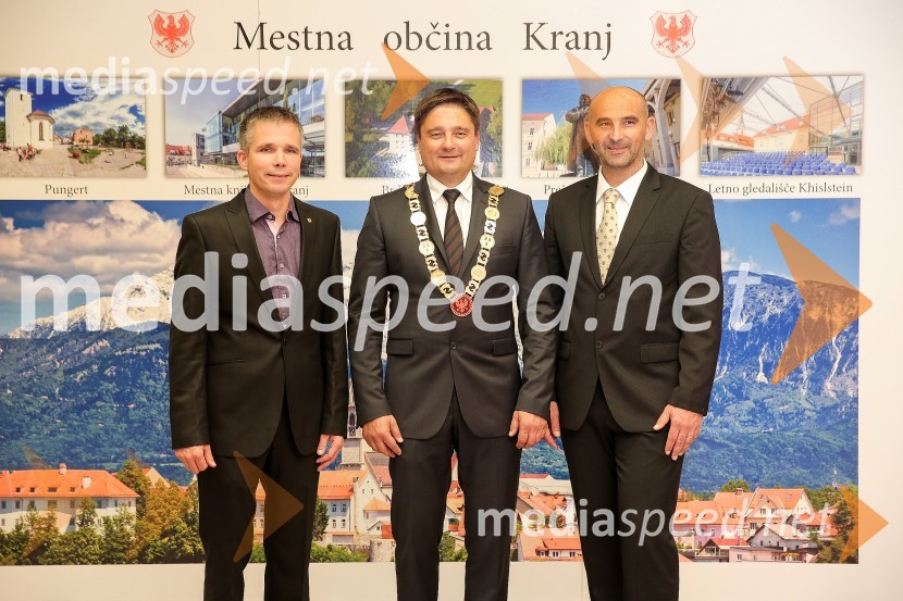  Jakob  Klofutar, mestni svetnik MO Kranj, VZK;  Boštjan Trilar, župan občine Kranj;  Primož  Terplan, mestni svetnik Mo Kranj, SMCMestna občina Kranj, ustanovna seja Mestnega sveta