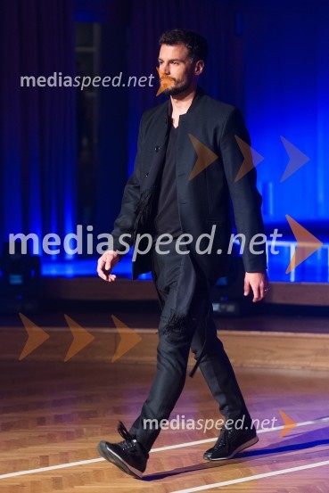  David Urankar, televizijski voditelj, manekenPoslovna moda by Trendi, modno-glasbeni dogodek