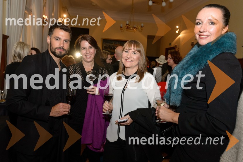  David Urankar, televizijski voditelj, maneken;  Monika Klinar, Časnik Finance, d.o.o.;  ... ;  Tanja Zajc, vodja programskih projektov, urednica, RTV SlovenijaPoslovna moda by Trendi, modno-glasbeni dogodek