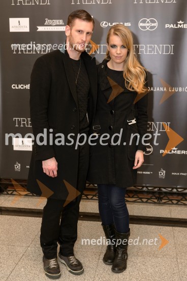  Matevž Faganel, modni oblikovalec;  Anna Soklich, pevkaPoslovna moda by Trendi, modno-glasbeni dogodek