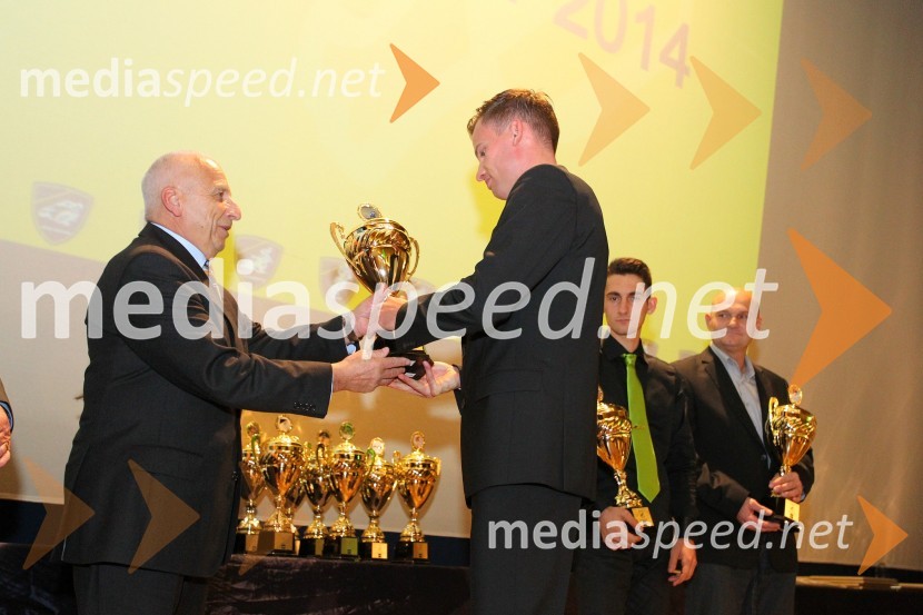  Ivan Molan, nekdanji speedwayist, AMD Krško;  Matej Žagar, speedwayist (AMTK Ljubljana)Podelitev nagrad državnim prvakom AMZS