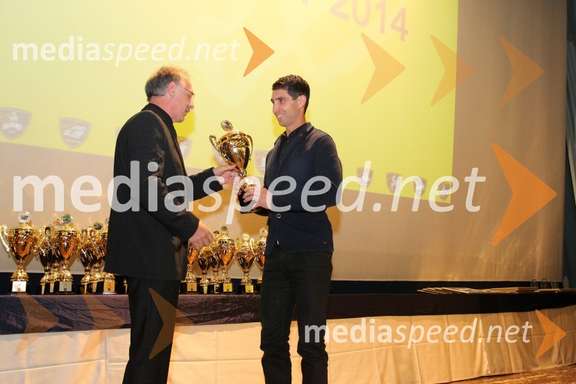  Silvin Vesenjak, predsednik AMD Orehova vas;  Sašo Kragelj, cross country (AMD Feroda)Podelitev nagrad državnim prvakom AMZS