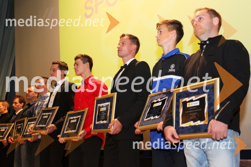  ... ;  ... ;  Marko Jerman, cestno hitrostni motociklizem (MD Depala vas);  ... ;  Tim Gajser, motokrosist (Motocross-Ski Gajser team);  Matej Žagar, speedwayist (Slovenija);  Jan Pancar, motokros (AMD Šentvid pri Stični);  ... Podelitev nagrad državnim prvakom AMZS