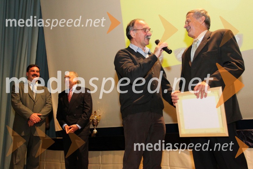 Drago Alenc, predsednik strokovnega sveta AMZS Šport pri AMZS Slovenija;  Anton Breznik, predsednik AMZS;  Marjan Fortin;  Milko VesenjakPodelitev nagrad državnim prvakom AMZS